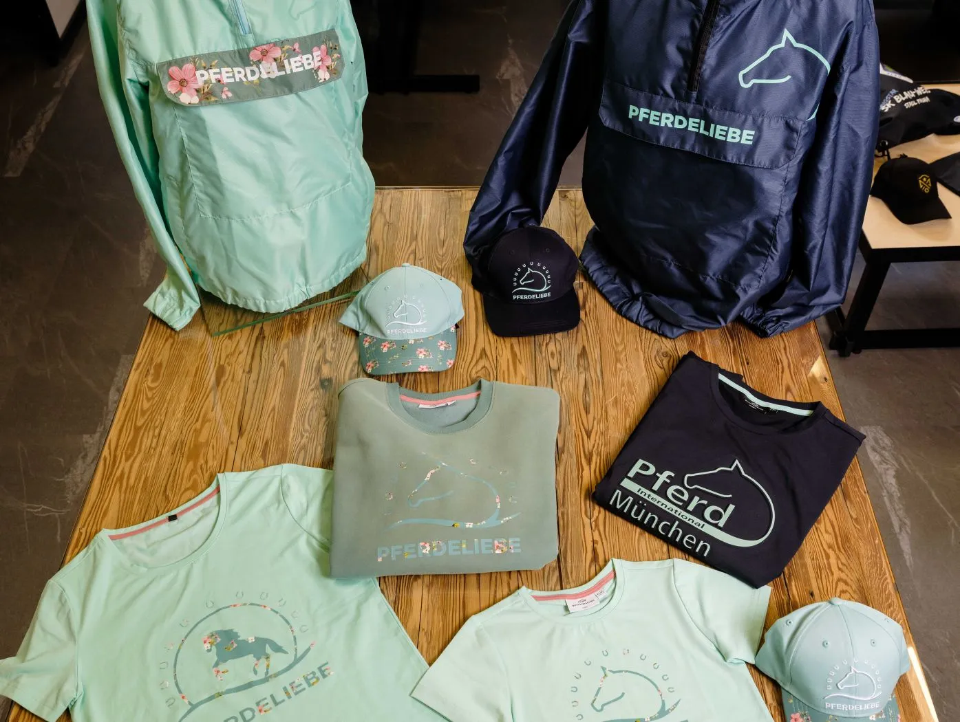 Identity Signature für Pferd International München